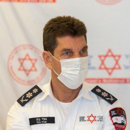 Magen David Adom CEO takes shifts at Covid testing sites