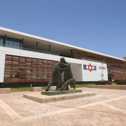 World’s first underground anti-missile blood center dedicated in Israel.