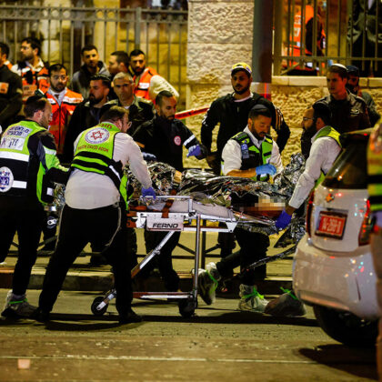 Seven killed, several wounded, in two separate Shabbat Jerusalem terror attacks.