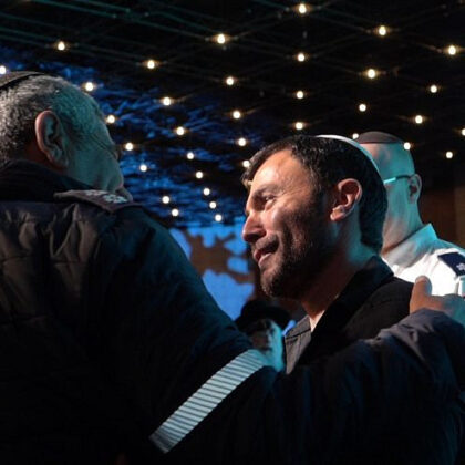 Lebanon War pilot meets the MDA paramedic who saved his life.