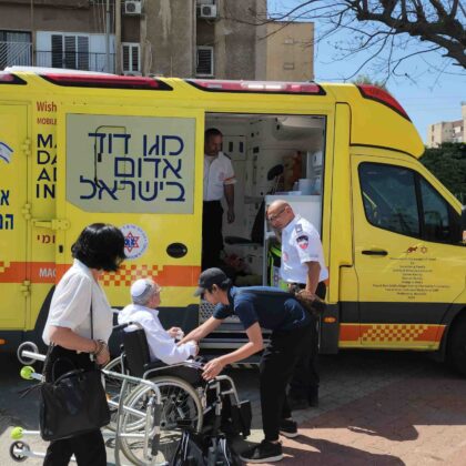 MDA’s Wish Ambulance brings Holocaust survivor to Knesset and Yad Vashem.