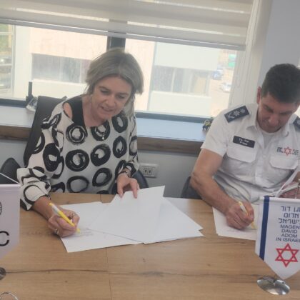 MDA signs new agreement with International Committee of the Red Cross.