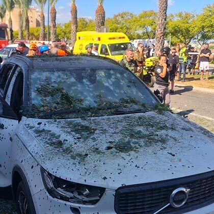 MDA pronounces one dead, assists 14 wounded in northern Israel, due to Hezbollah rocket fire.