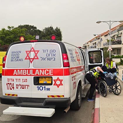 MDA cares for dozens injured in major wildfire emergency.