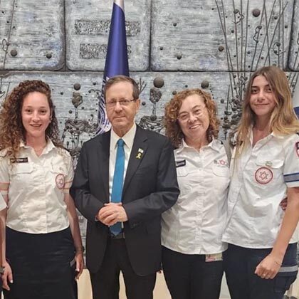 President Herzog honors two MDA servicewomen for lifesaving service during crisis.