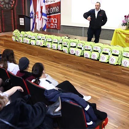 22 Haredi women complete MDA medic training and begin volunteering.